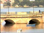 Puente de la Maza que lleva a las playas